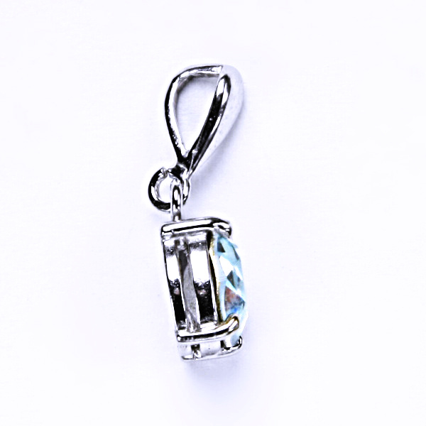 Stříbrný přívěšek, krystal Swarovski, light azore, šperky s krystaly, P 1245/22 