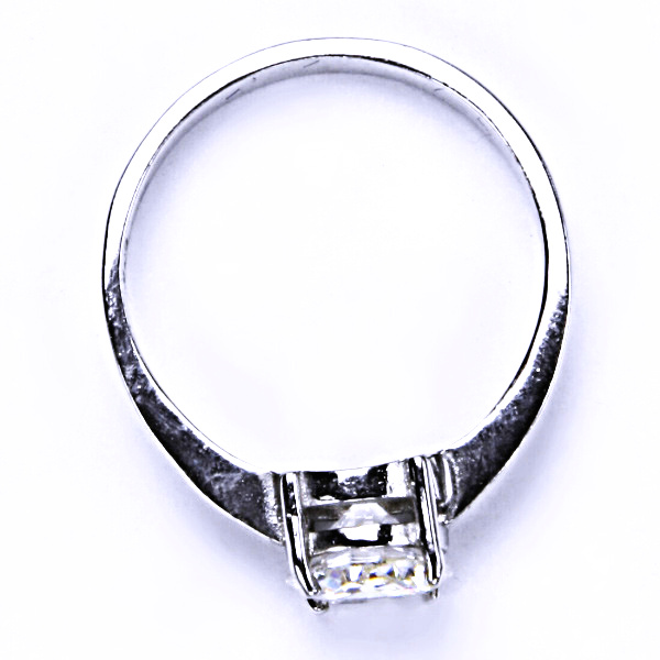 Stříbrný prsten, zirkon čirý, T 1252 