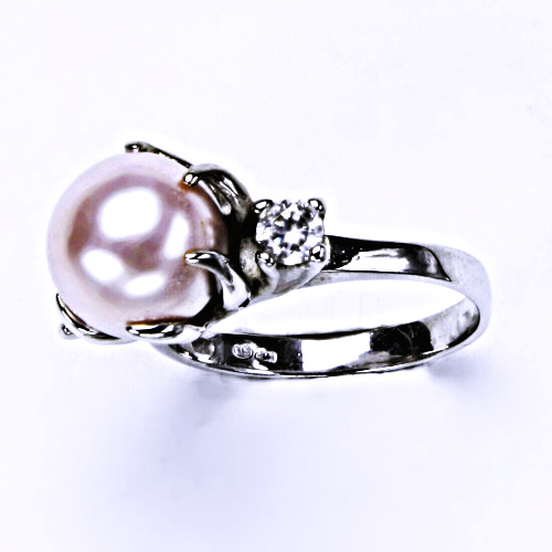 Stříbrný prsten s umělou perlou levandule, šperky,T 1190 