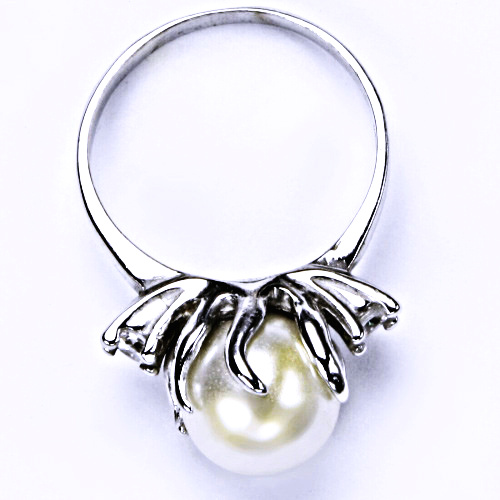 Stříbrný prsten s umělou bílou perlou, šperky, T 1190 