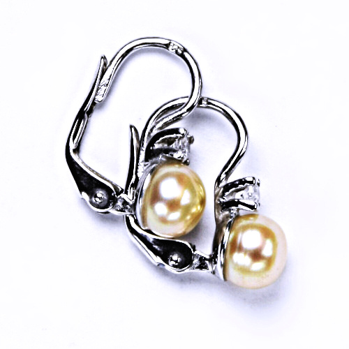 Stříbrné náušnice na patent s přírobní lososovou perlou, šperky,NK 1243 