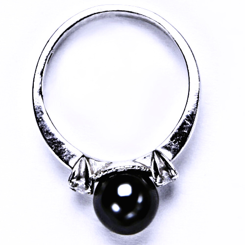 stříbrný šperk prsten s umělou černou perlou, T 1207 