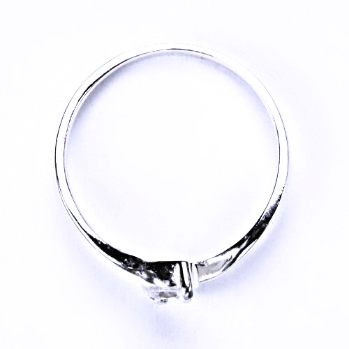 Stříbrný prsten (zásnubní) se zirkonem (bílý zirkon 4 mm) T 1166 