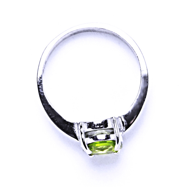 Zlatý prsten, přírodní olivín , bílé i žluté zlato - T 1252 