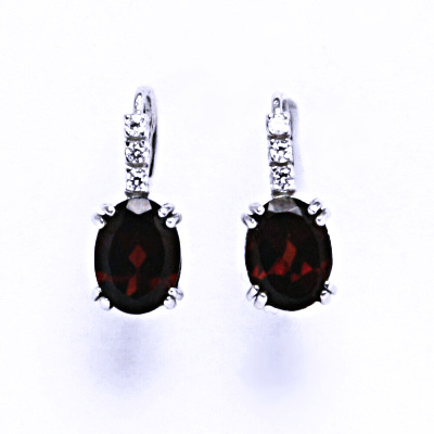 Stříbrné naušnice , přírodní granát - VE 8