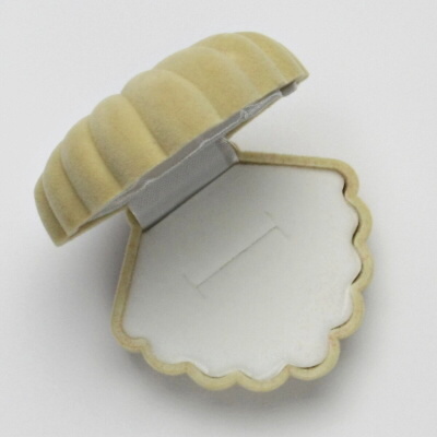 Sametová krabička na šperky, béžová mušle - GD-6/A20