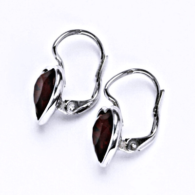 Stříbrné náušnice se Swarovski krystalem siam, srdce, NK 1396