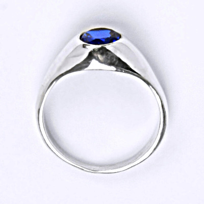 Stříbrný prsten se spinelem T 1061 S