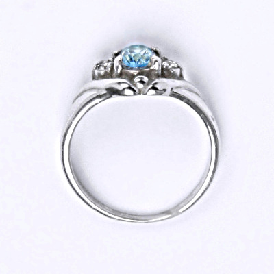 Stříbrný prsten, přírodní topaz sky, T 1163