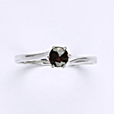 Stříbrný prsten s granátem, zásnubní prsten ze stříbra T 1059 