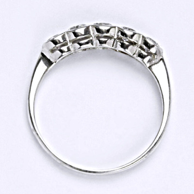 Stříbrný prsten s čirými zirkony,prsten ze stříbra T 1086