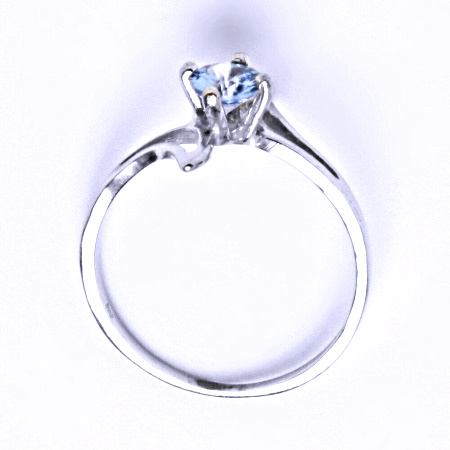 Zlatý prsten , bílé i žluté zlato,  zirkon akvamarin  - T 1165