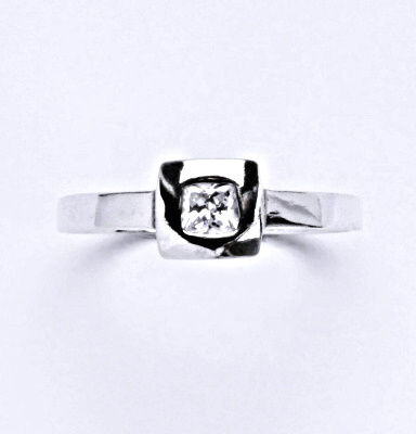 Prsten stříbrný se syntetickým zirkonem, prsten ze stříbra, T 1128 