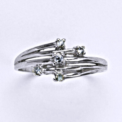 Stříbrný prsten se syntetickým akvamarínem, prsten ze stříbra T1415