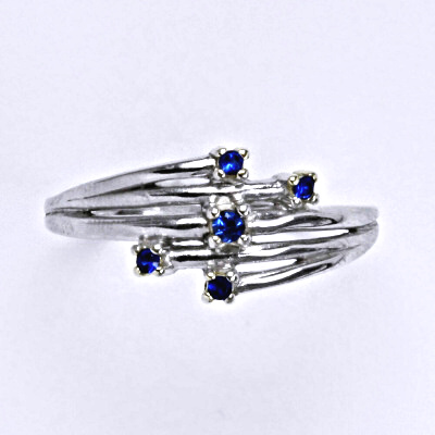 Stříbrný prsten se syntetickým spinelem, prsten ze stříbra T1415