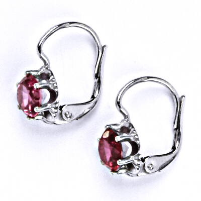 Stříbrné náušnice se syntetickým rubínem, NK 1429