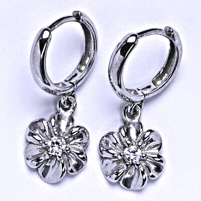 Stříbrné náušnice s čirým zirkonem, kytičky,kruhy, NK ve 170/1436