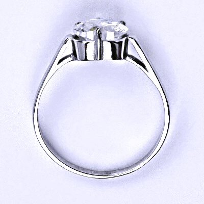 Stříbrný prsten s čirým zirkonem, srdce stříbrný prstýnek T 1081