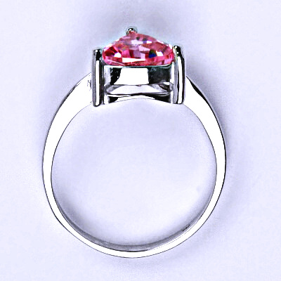 Stříbrný prsten s růžovým zirkonem 8x8 mm, T 1281 