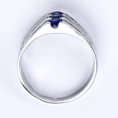Stříbrný prsten se spinelem T 1365