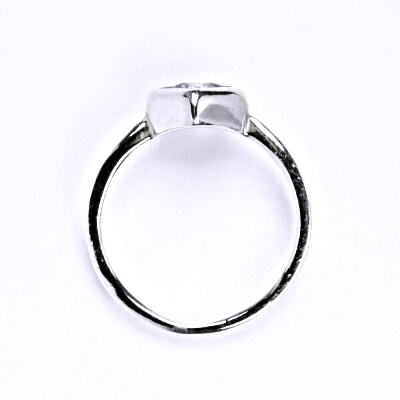 Stříbrný prsten se zirkonem lavender, T 1079 L