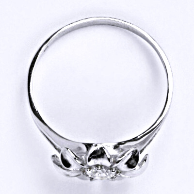 Stříbrný prsten s čirým zirkonem, kytička, T 1389 B