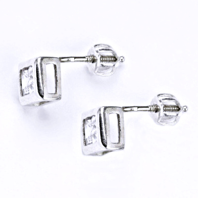 Stříbrné náušnice se syntetickým levandr NŠ 1030 L