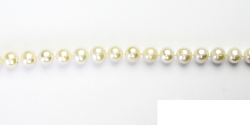 Náhrdelník z přírodních říčních perel,přírodní říční perly,žluté zlato 8 mm - poslední kus