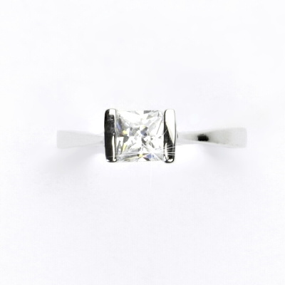 Zlatý prsten, bílé zlato, prstýnek s čirým zirkonem, VR 97