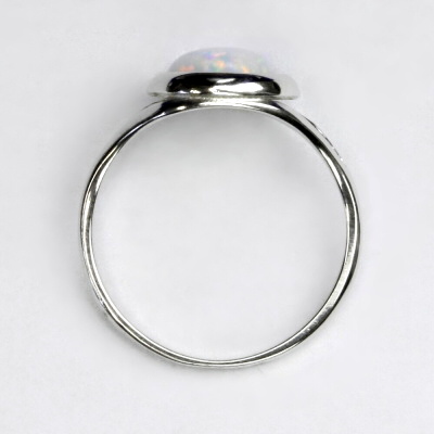 Zlatý prsten, bílé i žluté zlato, syntetický bílý opál - T 1503