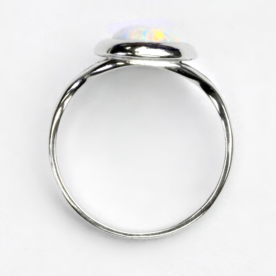 Zlatý prsten, bílé zlato, bílý syntetický opál - T 1453