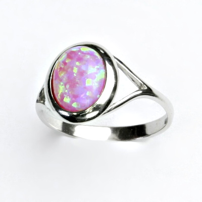 Zlatý prsten, bílé zlato, růžový syntetický opál - T 1453