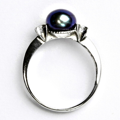 Zlatý prsten, přírodní říční perla černá, bílé i žluté zlato - T 1207