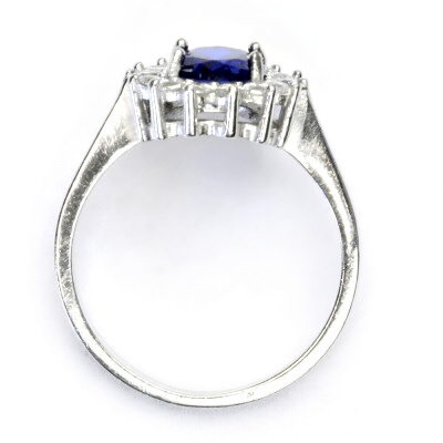 Zlatý prsten Kate, bílé i žluté zlato, zirkony spinel a čiré - T 1507