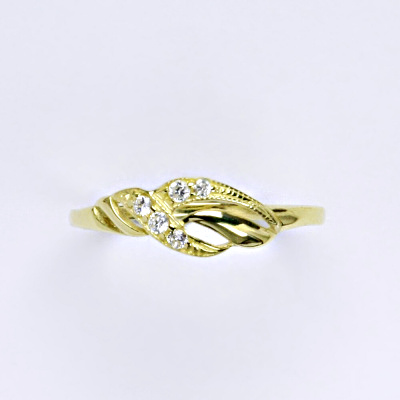 Zlatý prsten s diamanty, bílé zlato 14 ct, váha 1,3 g, T 1414 