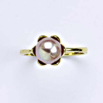 Zlatý prsten s přírodní růžovou perlou 8 mm,žluté i bílé zlato, T 1351 v.v
