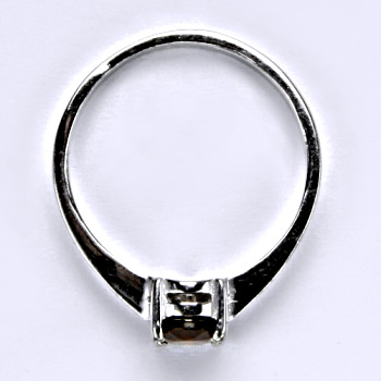 Zlatý prsten, bílé i žluté zlato, přírodní granát 7x5 mm - T 1246