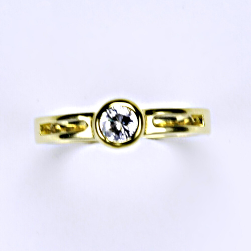 Zlatý prsten se zirkonem , žluté zlato -  VR 245