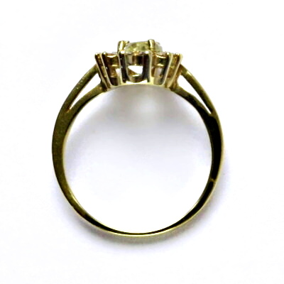 Zlatý prsten Kate, žluté i bílé zlato, přírodní green ametyst, čiré zirkony - T 1480 