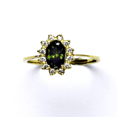 Zlatý prsten Kate, žluté i bílé zlato, syntetický olivín, čiré zirkony - T 1480 