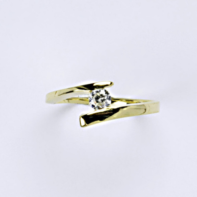 Zlatý prsten s čirým zirkonem zasnubní, žluté zlato, VR 310
