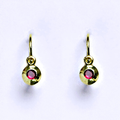 Zlaté dětské náušničky se syntetickým rubínem,žluté zlato, NK 1330