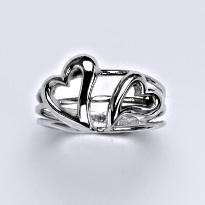 Zlatý prsten se srdíčky, bílé zlato 14 ct, srdce, T 958 v v