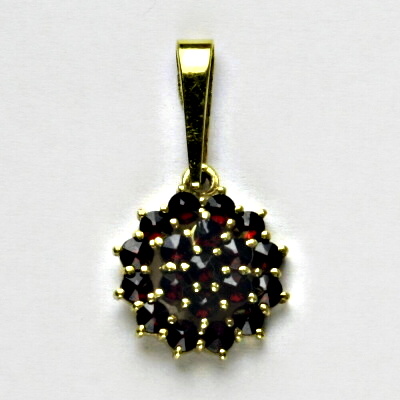 Zlatý přívěsek, žluté zlato,přírodní granát 2,79 g - 4084 poslední kus